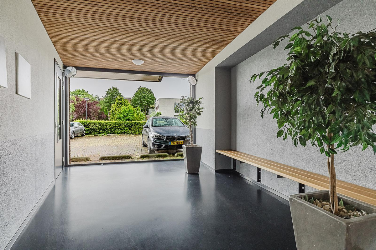 Appartement te koop: De Slufter 12, Hoofddorp