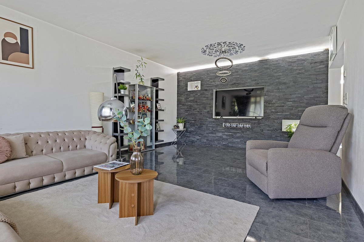 Appartement te koop: Marsdiep 281, Alphen Aan Den Rijn