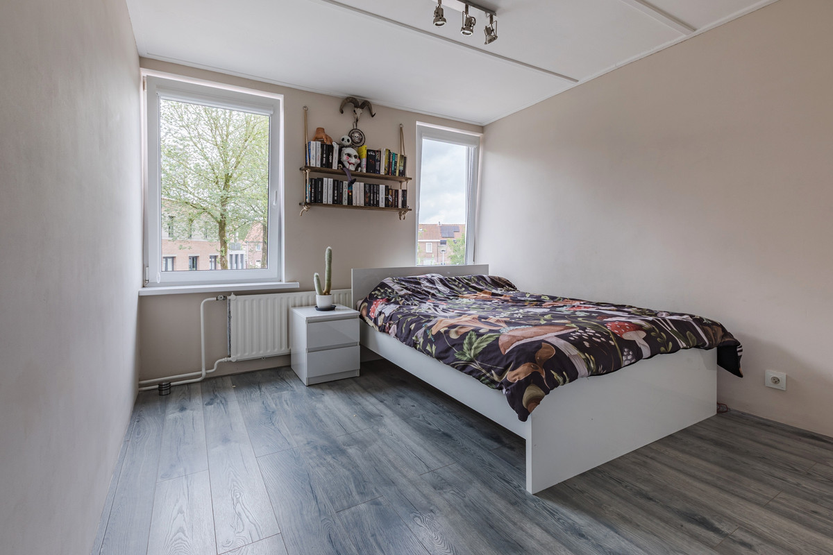 Tussenwoning te koop: Dr. Cuijpershof 50, Tilburg