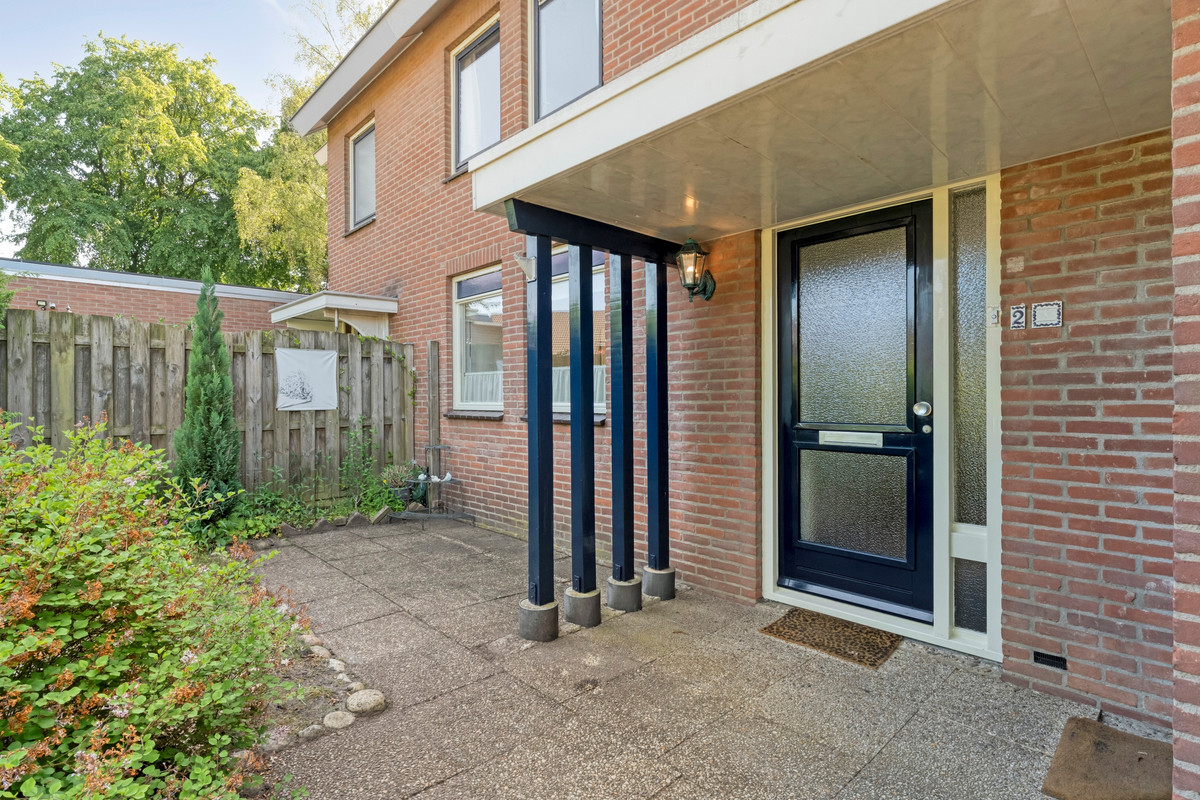 Twee-onder-één-kap te koop: Beekberg 2, Hardenberg