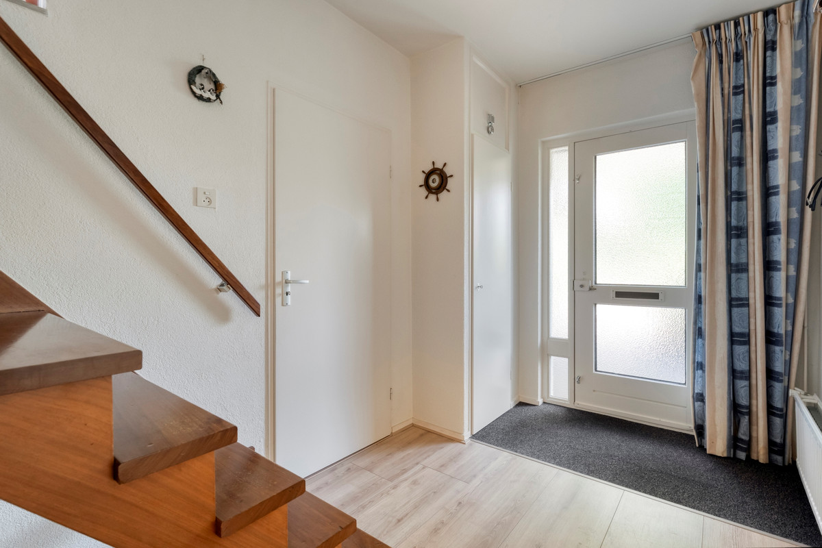 Twee-onder-één-kap te koop: Beekberg 2, Hardenberg