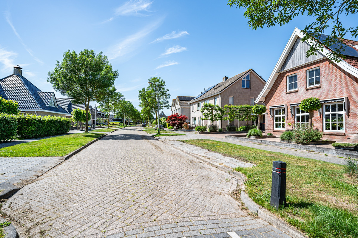 Vrijstaande woning te koop: Kade 18, Vollenhove