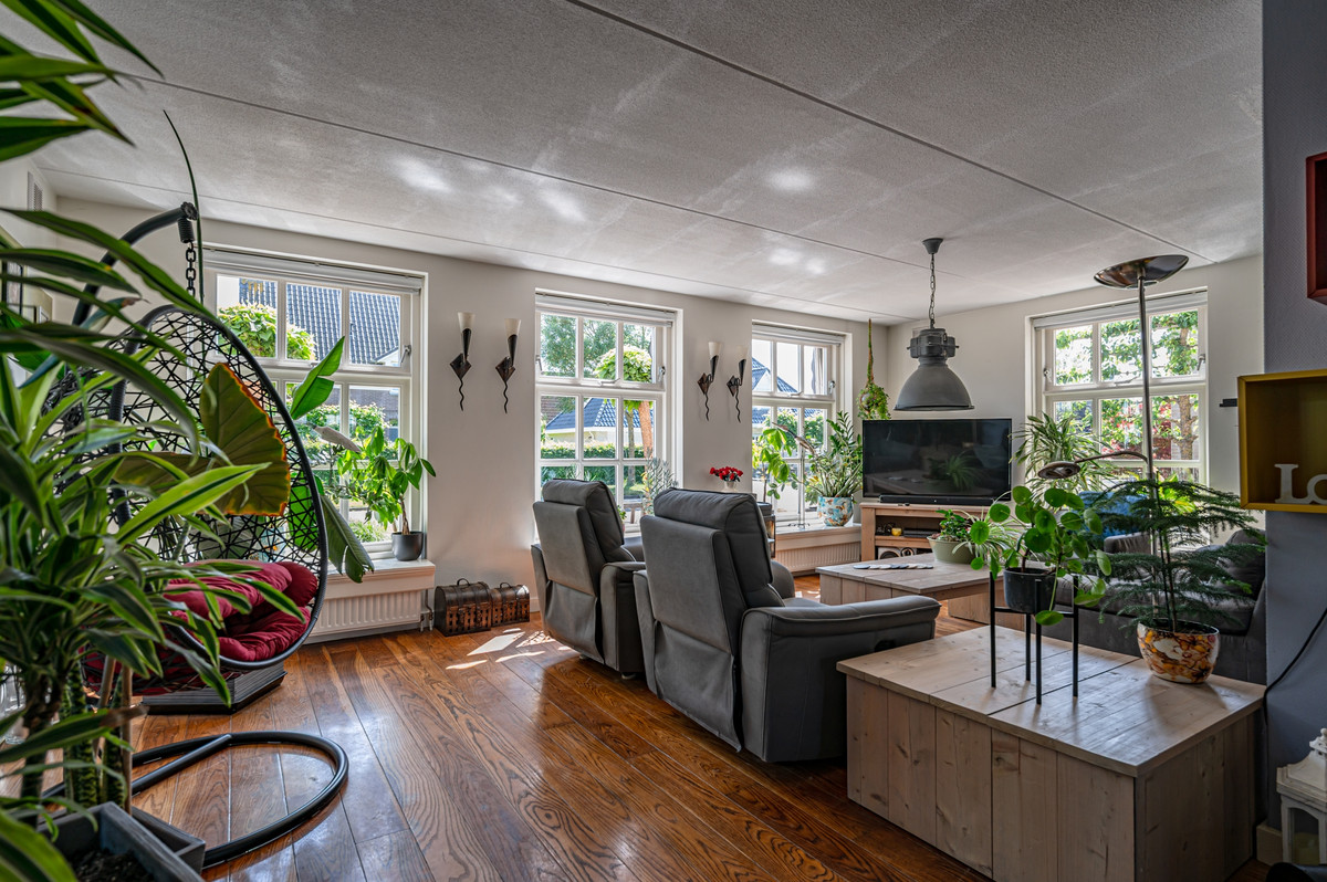Vrijstaande woning te koop: Kade 18, Vollenhove