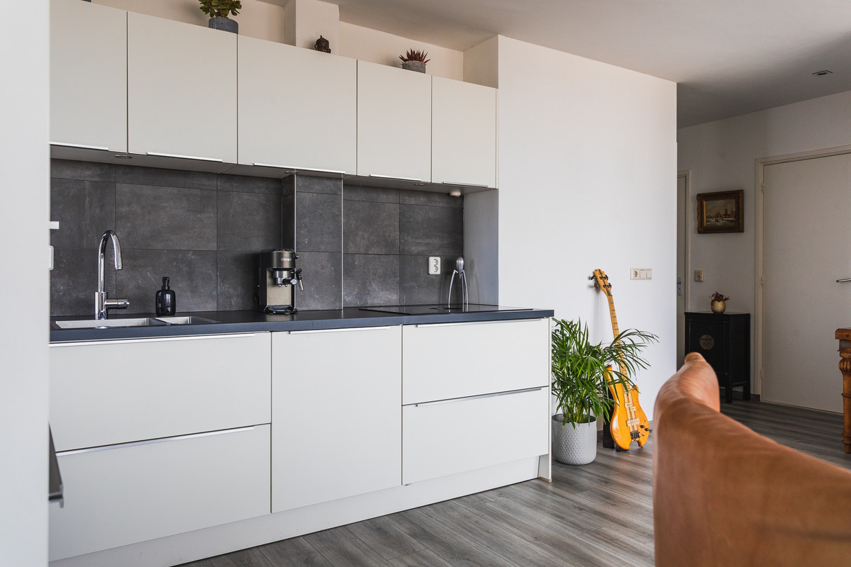 Appartement te koop: Zeesluisweg 148, 'S-Gravenhage