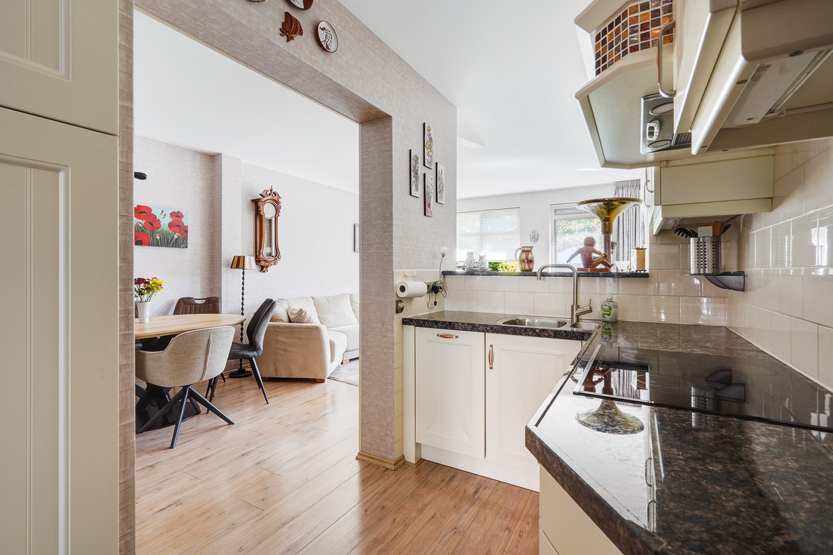 Appartement te koop: Leersumstraat 92, 'S-Gravenhage