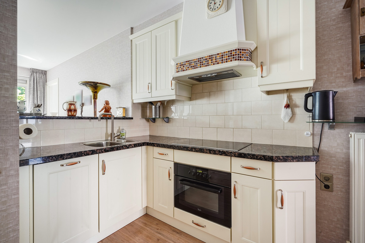 Appartement te koop: Leersumstraat 92, 'S-Gravenhage