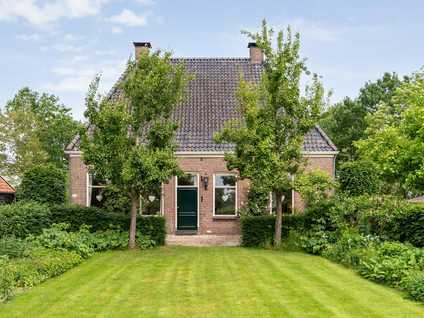 Dokter Larijweg 136