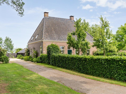 Dokter Larijweg 136