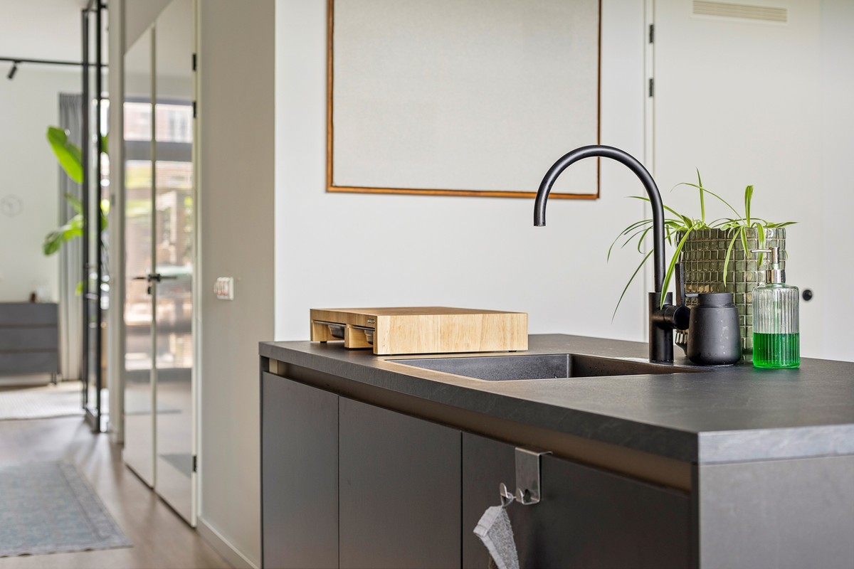 Appartement te koop: Oosterhamrikkade 97G, Groningen