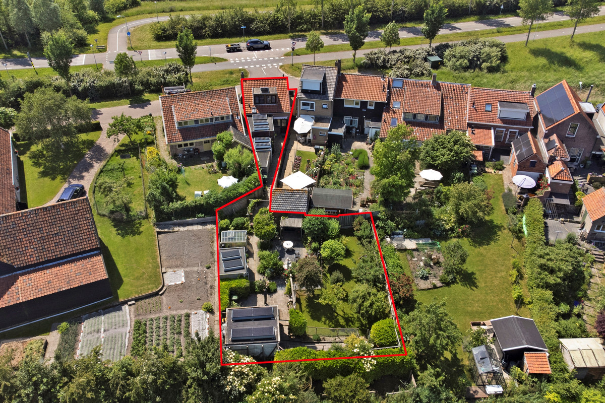 Twee-onder-één-kap te koop: Nieuwlandseweg 7, Nieuw- En Sint Joosland
