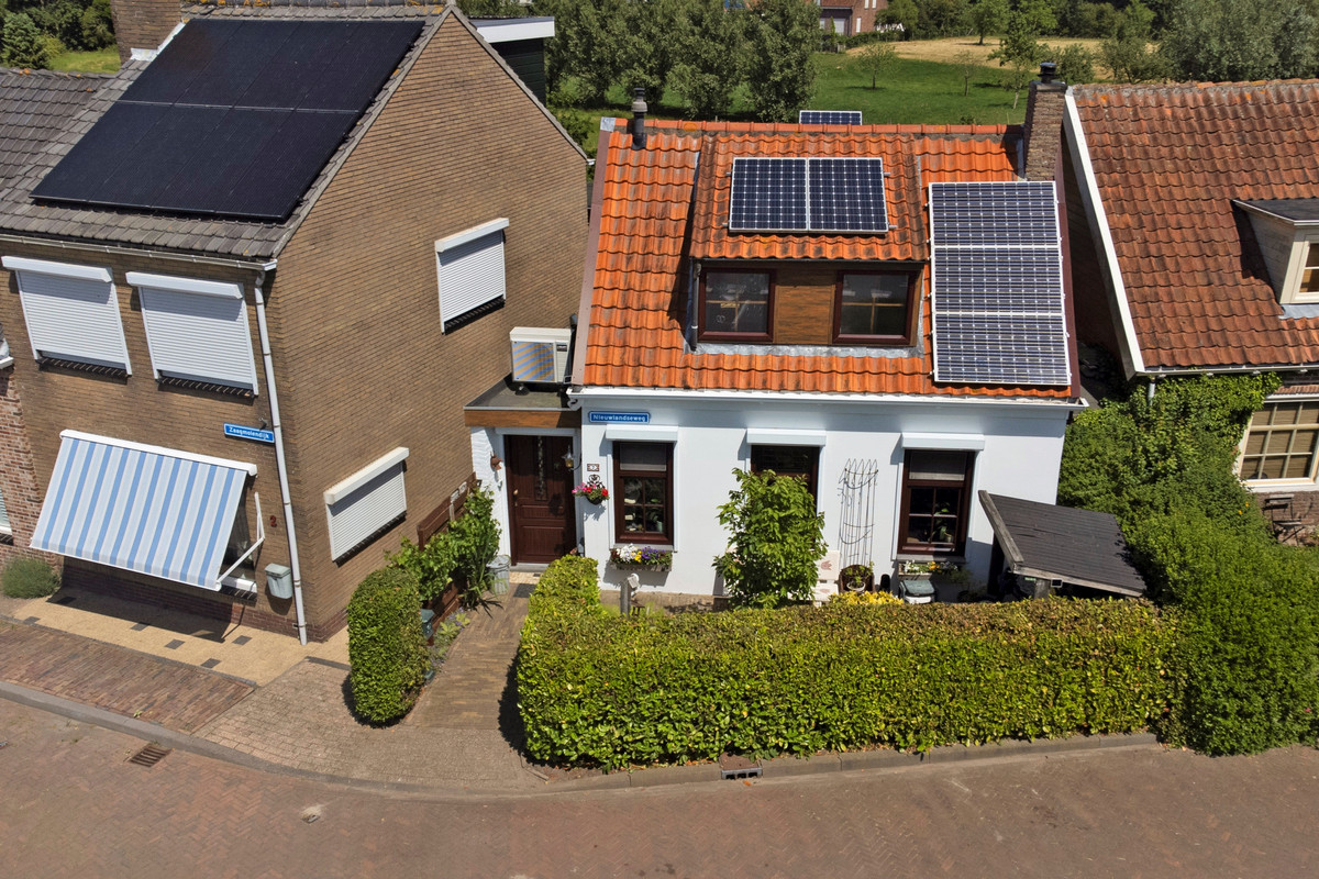 Twee-onder-één-kap te koop: Nieuwlandseweg 7, Nieuw- En Sint Joosland