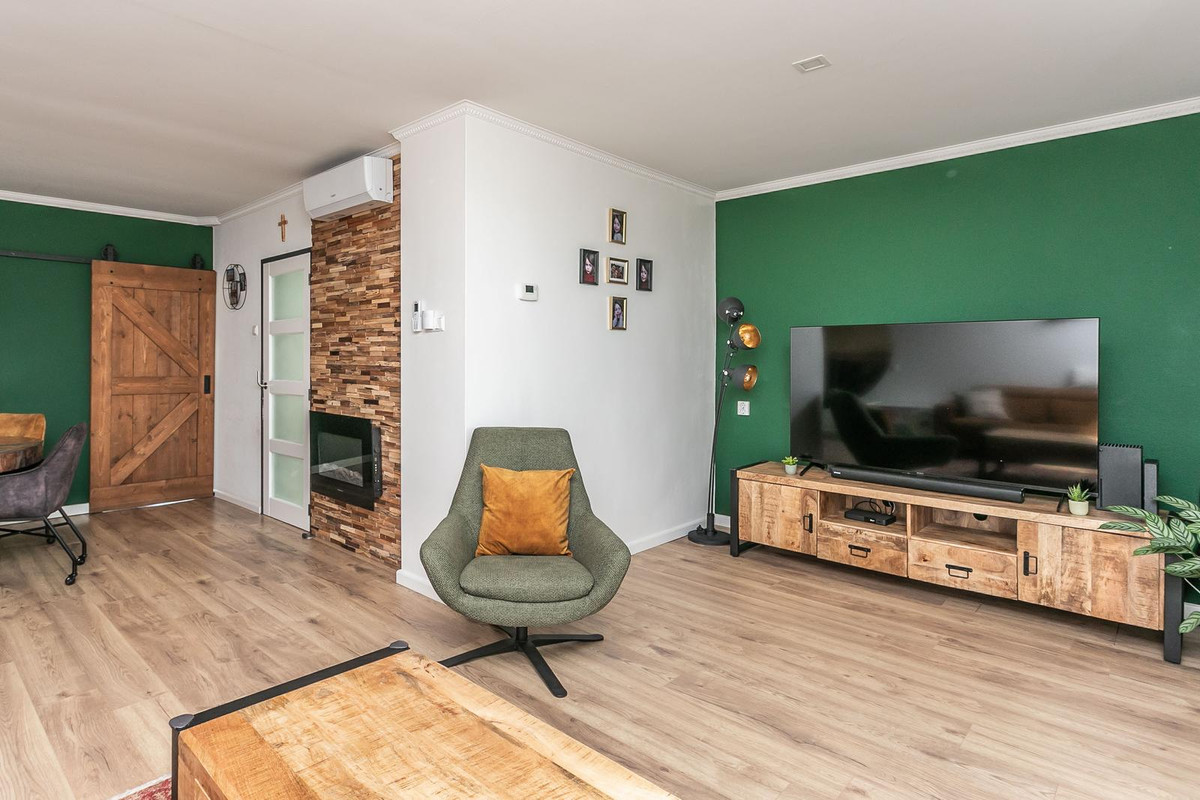 Twee-onder-één-kap te koop: Kennedylaan 26, Brunssum