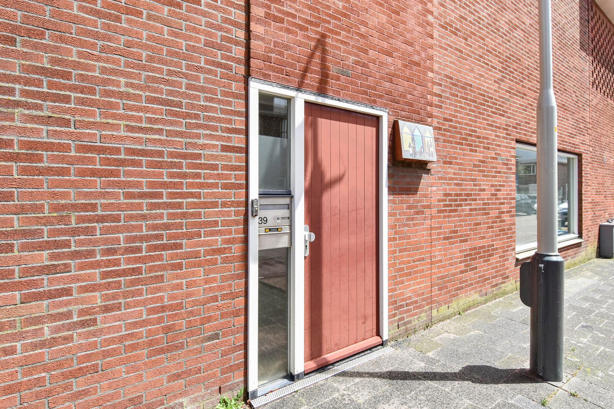 Hoekwoning te koop: Goereesestraat 39, 'S-Gravenhage