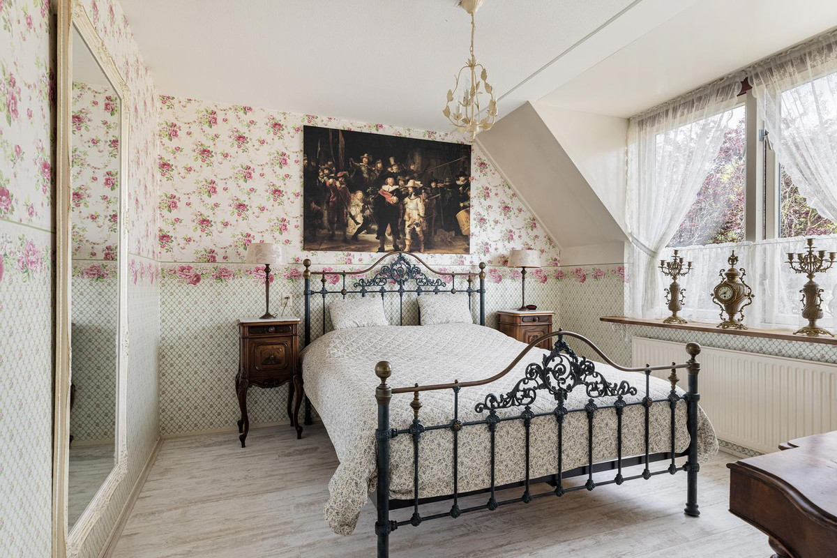 Tussenwoning te koop: Van Bronkhorstvliet 31, Barendrecht