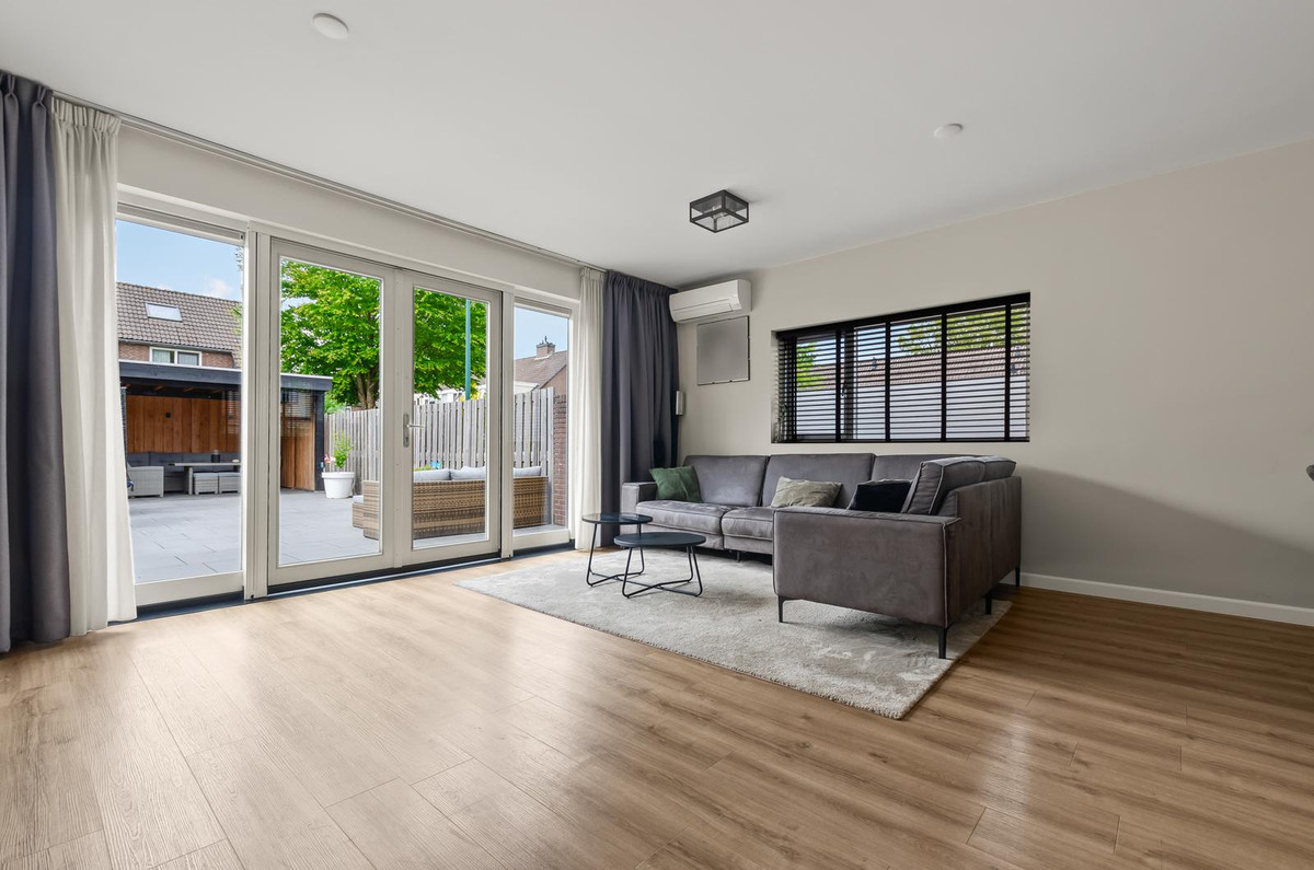 Hoekwoning te koop: Duivenkamp 355, Maarssen