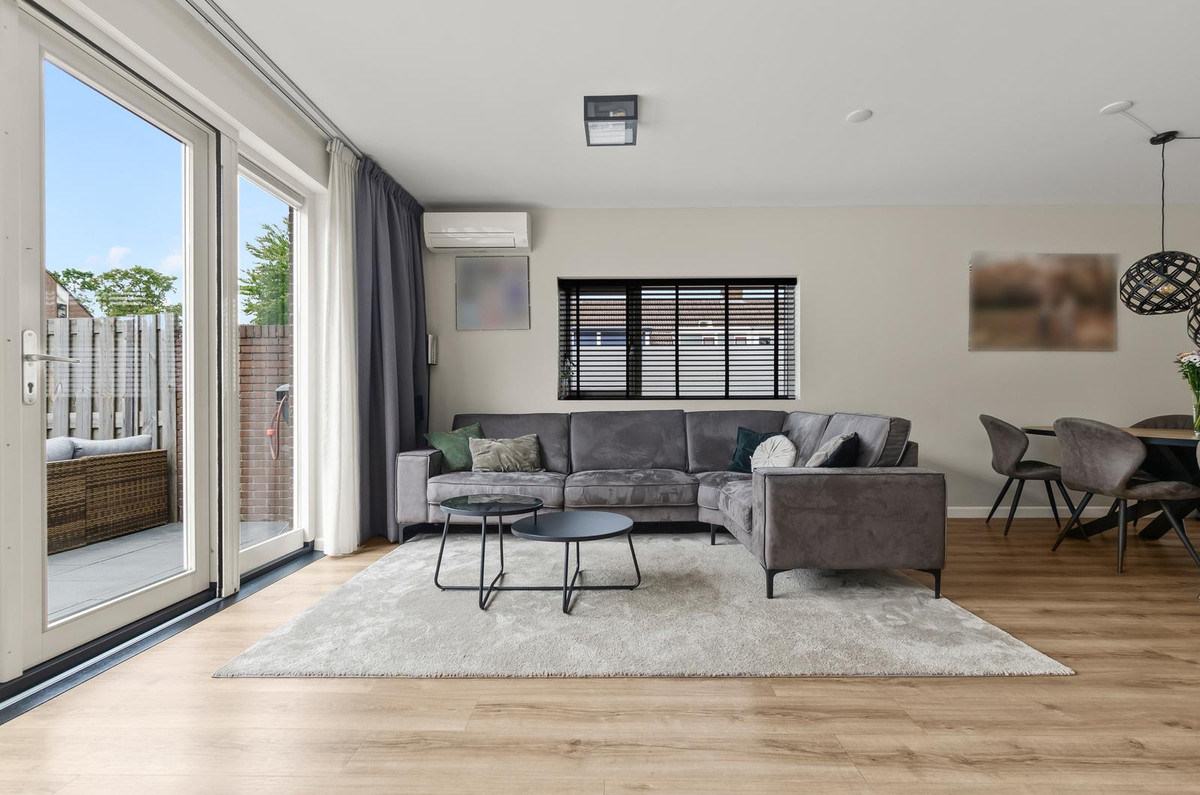 Hoekwoning te koop: Duivenkamp 355, Maarssen