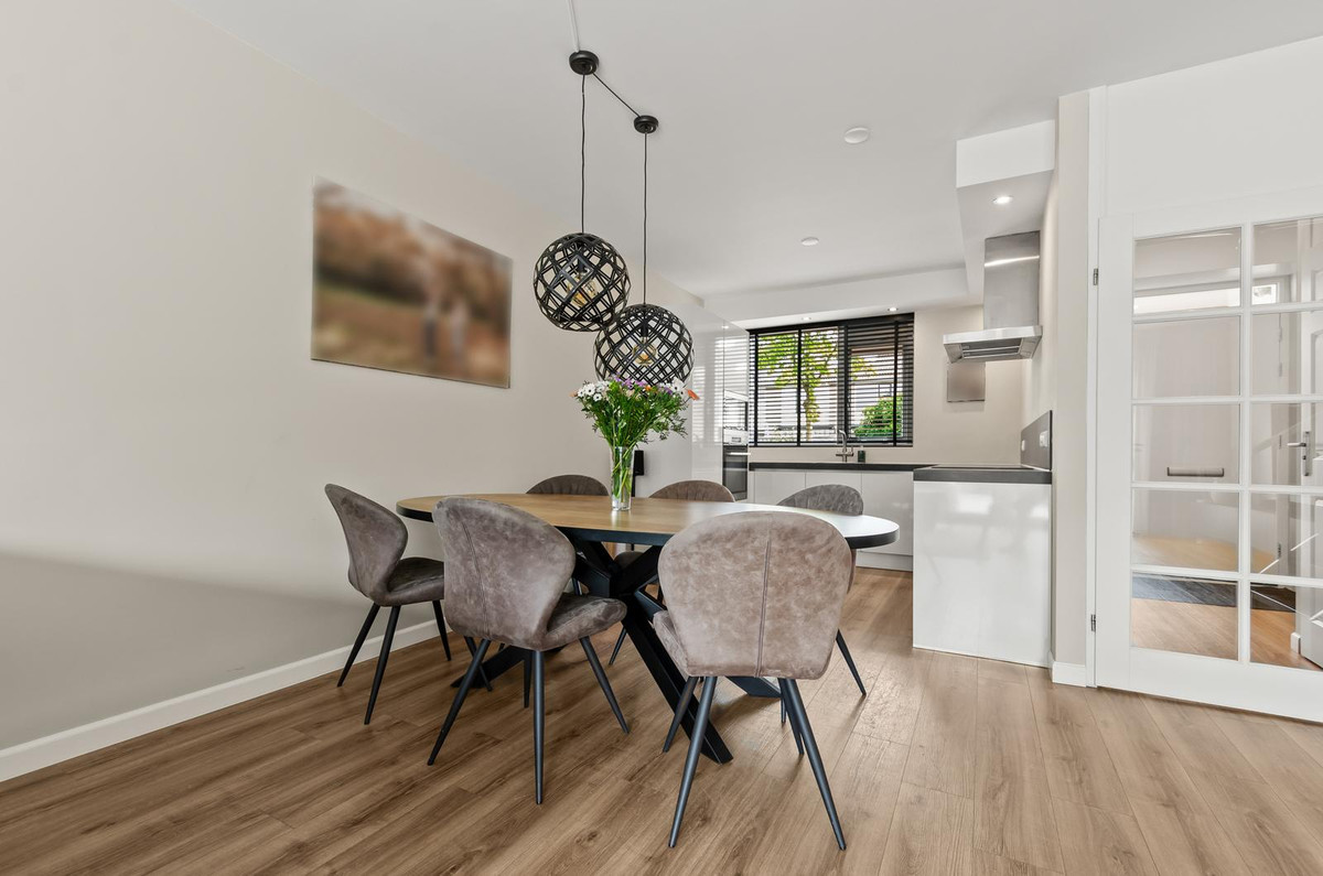 Hoekwoning te koop: Duivenkamp 355, Maarssen
