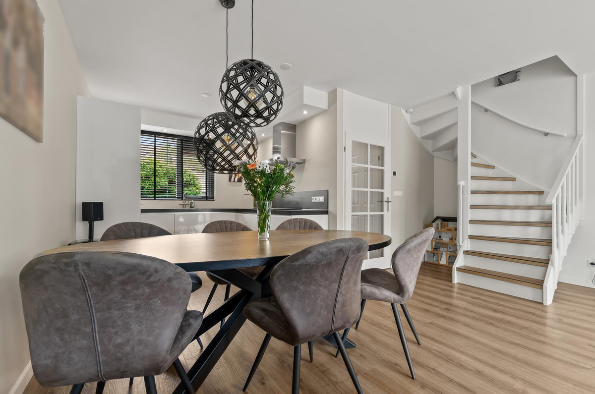 Hoekwoning te koop: Duivenkamp 355, Maarssen