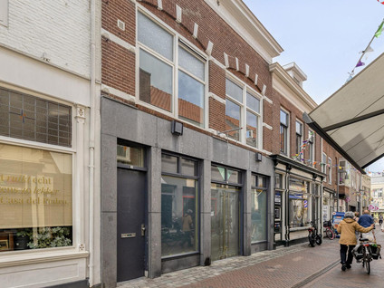 Sint Adriaanstraat 17