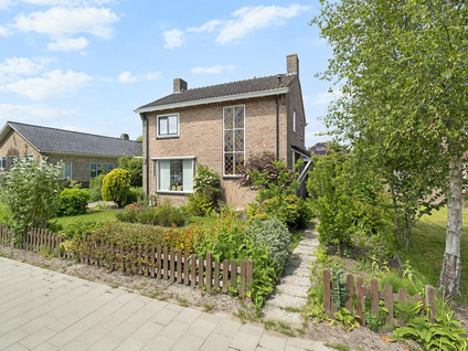 Burg. Mijnlieffstraat 8