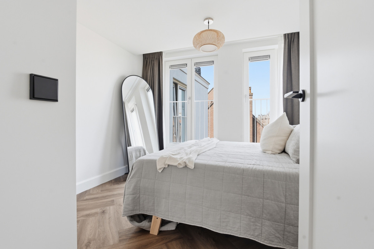 Appartement te koop: Cornelis Anthoniszstraat 41-4, Amsterdam