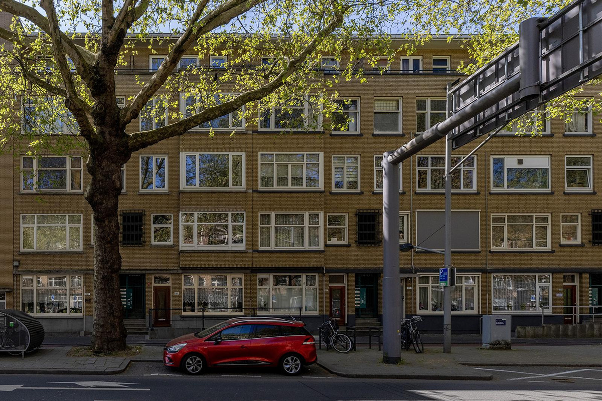 Appartement te koop: Dordtselaan 187A02, Rotterdam