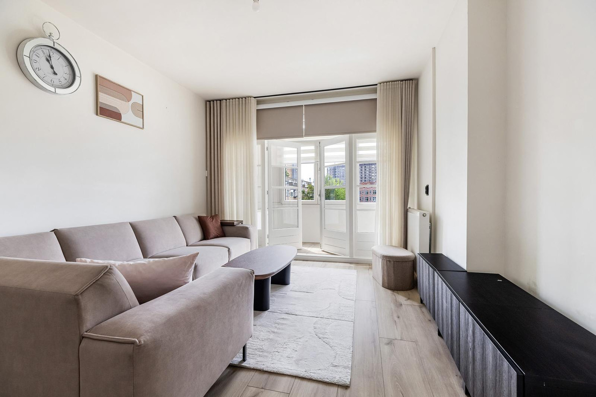 Appartement te koop: Dordtselaan 187A02, Rotterdam