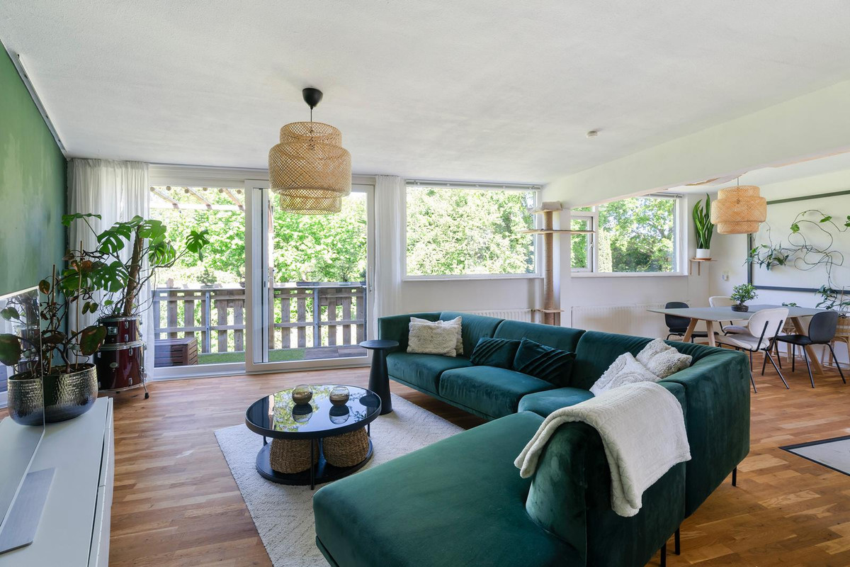 Appartement te koop: Hugo van Woerdenstraat 45, Leiden