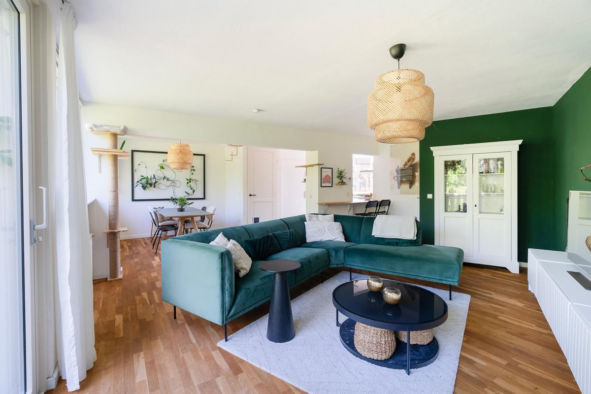 Appartement te koop: Hugo van Woerdenstraat 45, Leiden