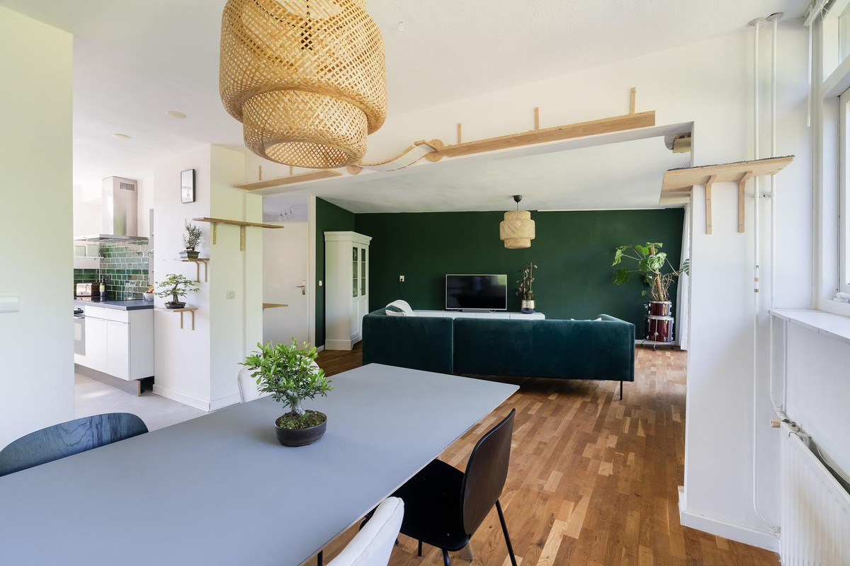 Appartement te koop: Hugo van Woerdenstraat 45, Leiden