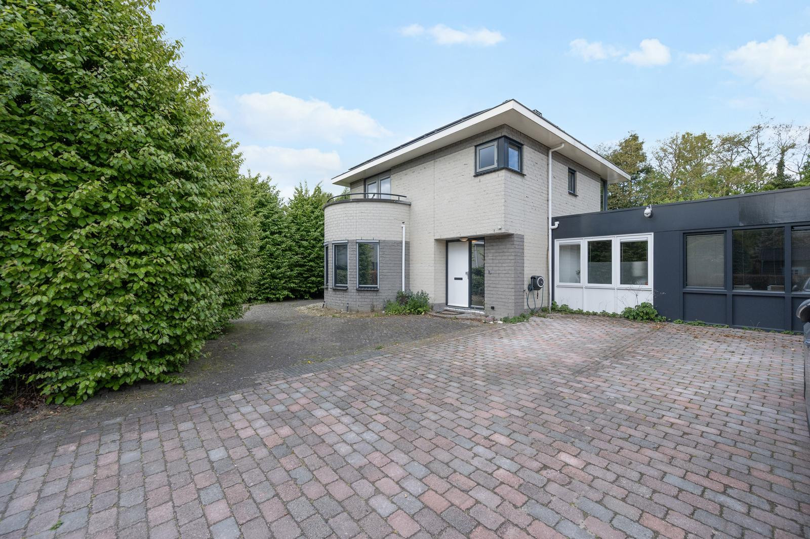 Smientlaan 12, Almere