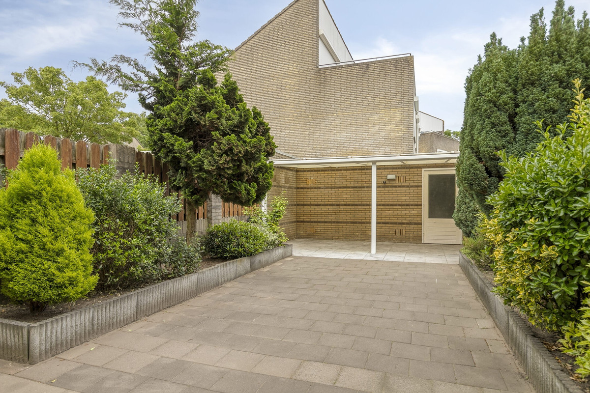 Tussenwoning te koop: Van Breestraat 82, Tilburg