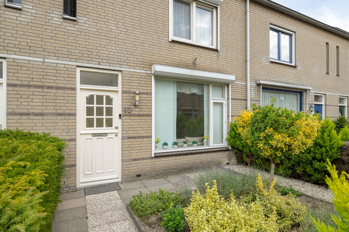 Tussenwoning te koop: Van Breestraat 82, Tilburg