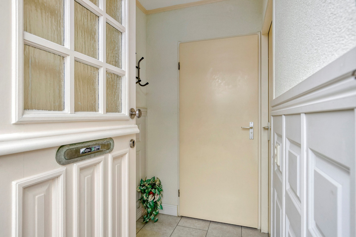 Tussenwoning te koop: Van Breestraat 82, Tilburg