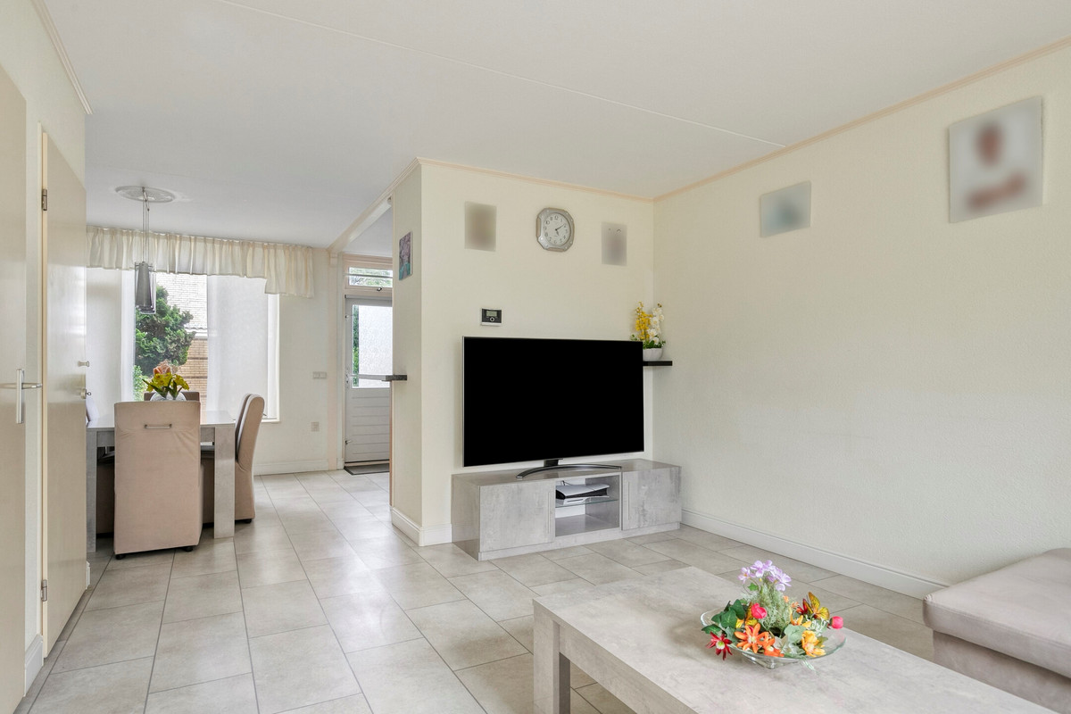 Tussenwoning te koop: Van Breestraat 82, Tilburg