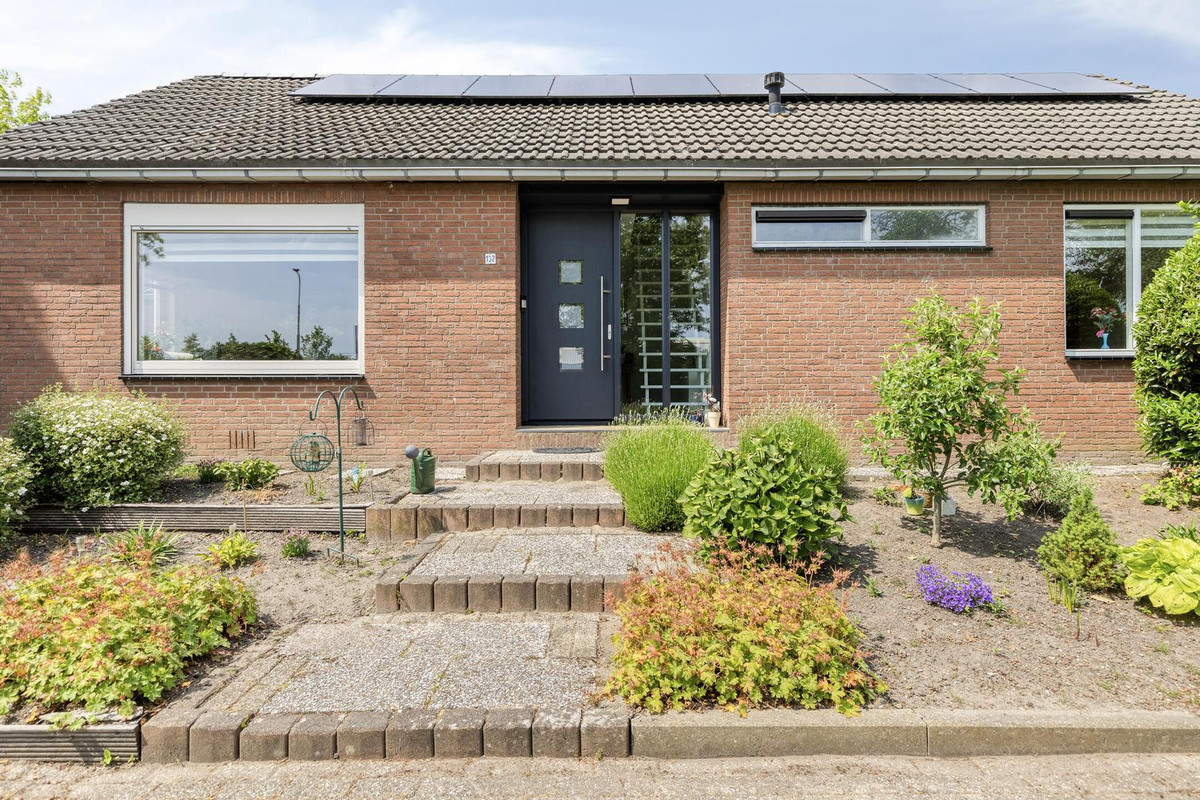 Vrijstaande woning te koop: Hoofdweg 132, Kudelstaart