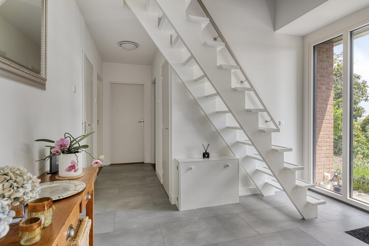 Vrijstaande woning te koop: Hoofdweg 132, Kudelstaart