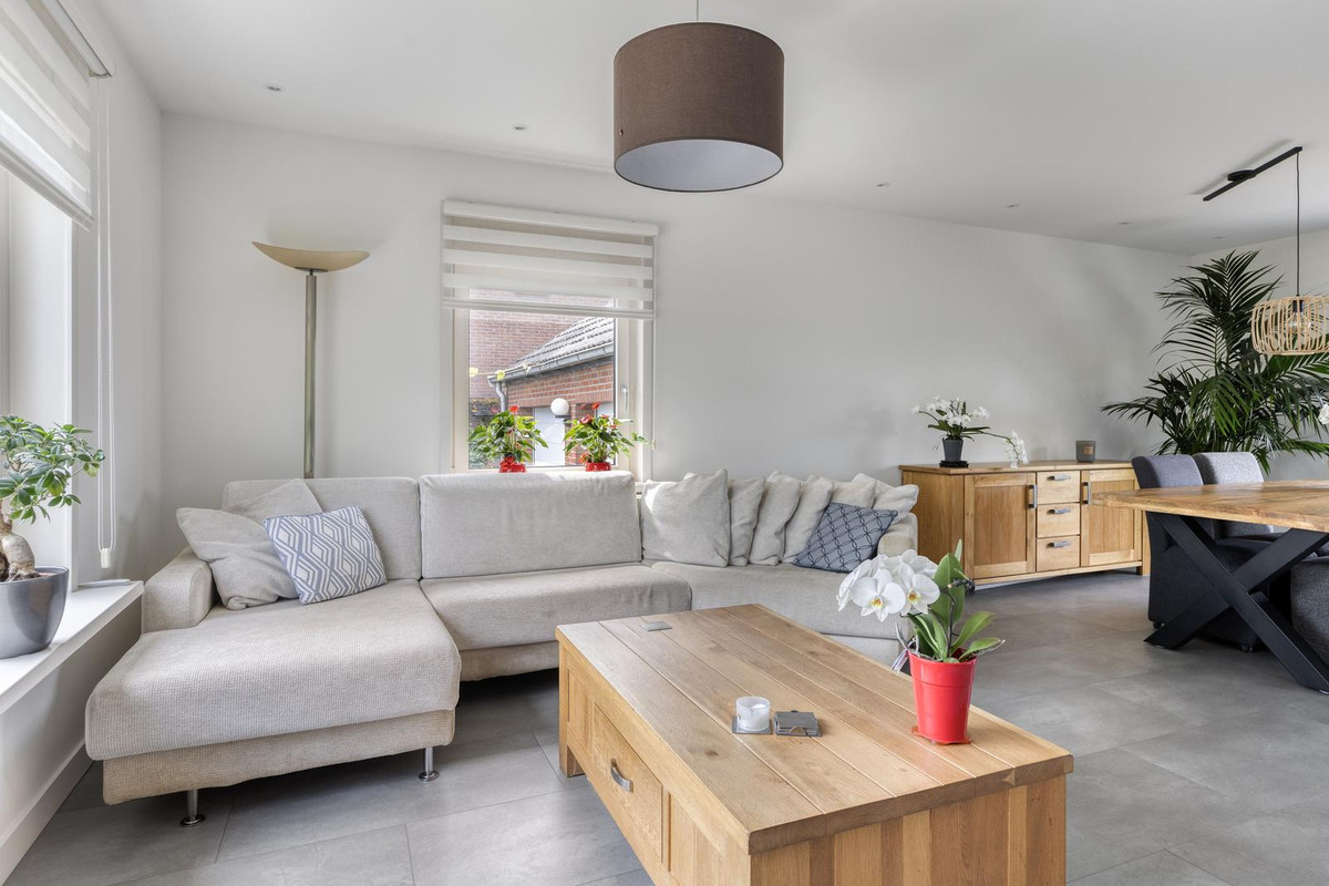 Vrijstaande woning te koop: Hoofdweg 132, Kudelstaart