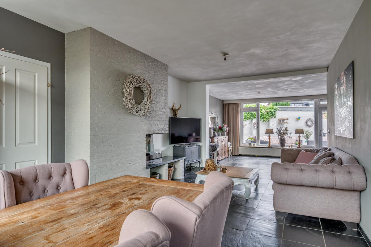 Tussenwoning te koop: Gebroeders Fodorstraat 10, Venlo
