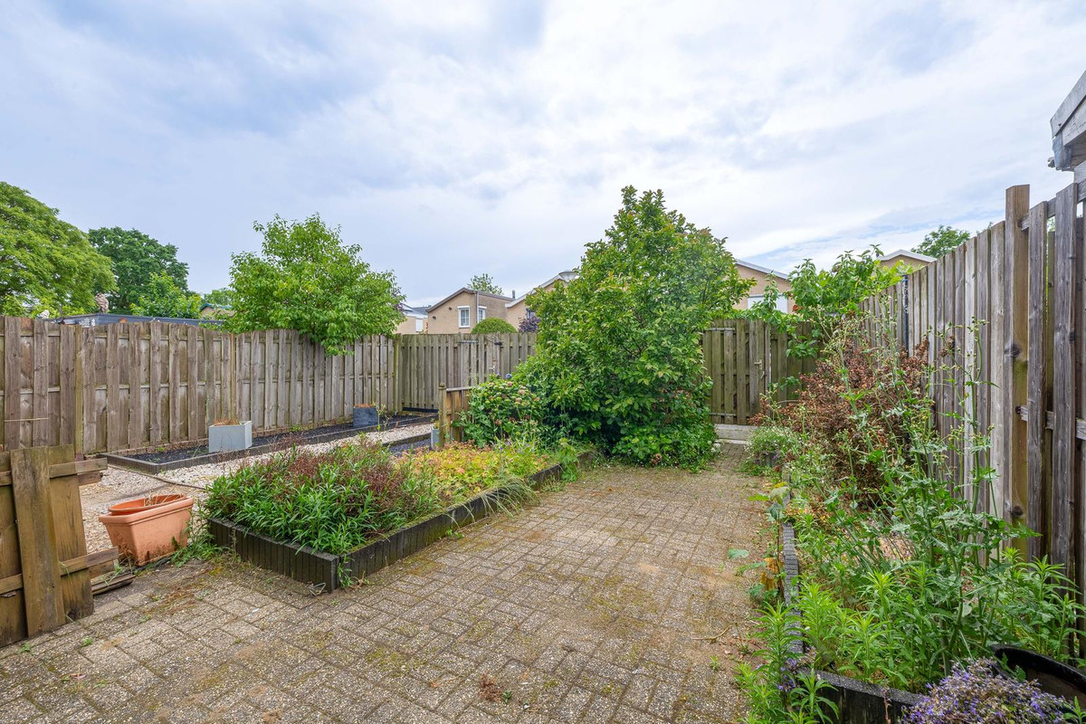Tussenwoning te koop: Hondsdijk 64, Tegelen
