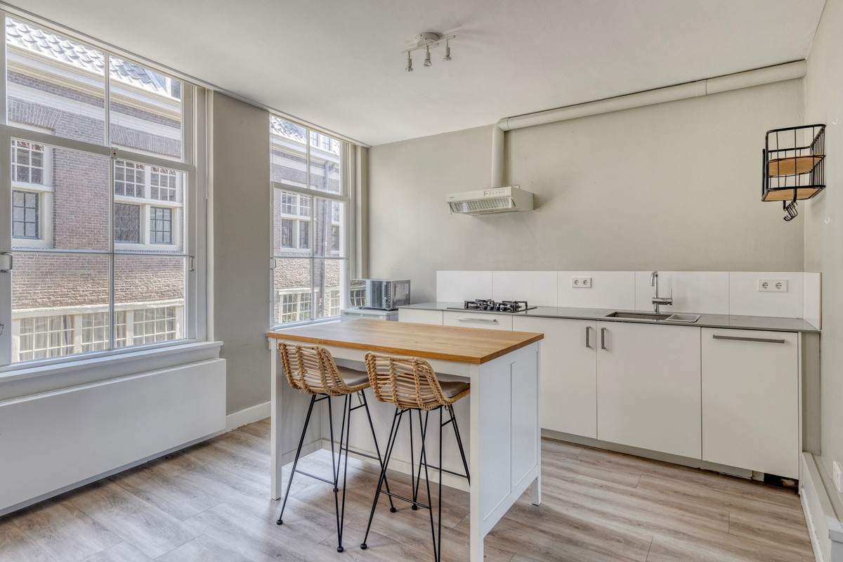Hoekwoning te huur: Hooglandse Kerkgracht 47, Leiden