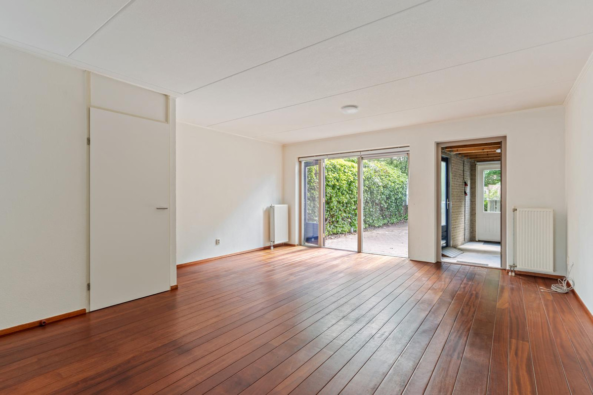 Tussenwoning te koop: Stentorlaan 85, Enschede