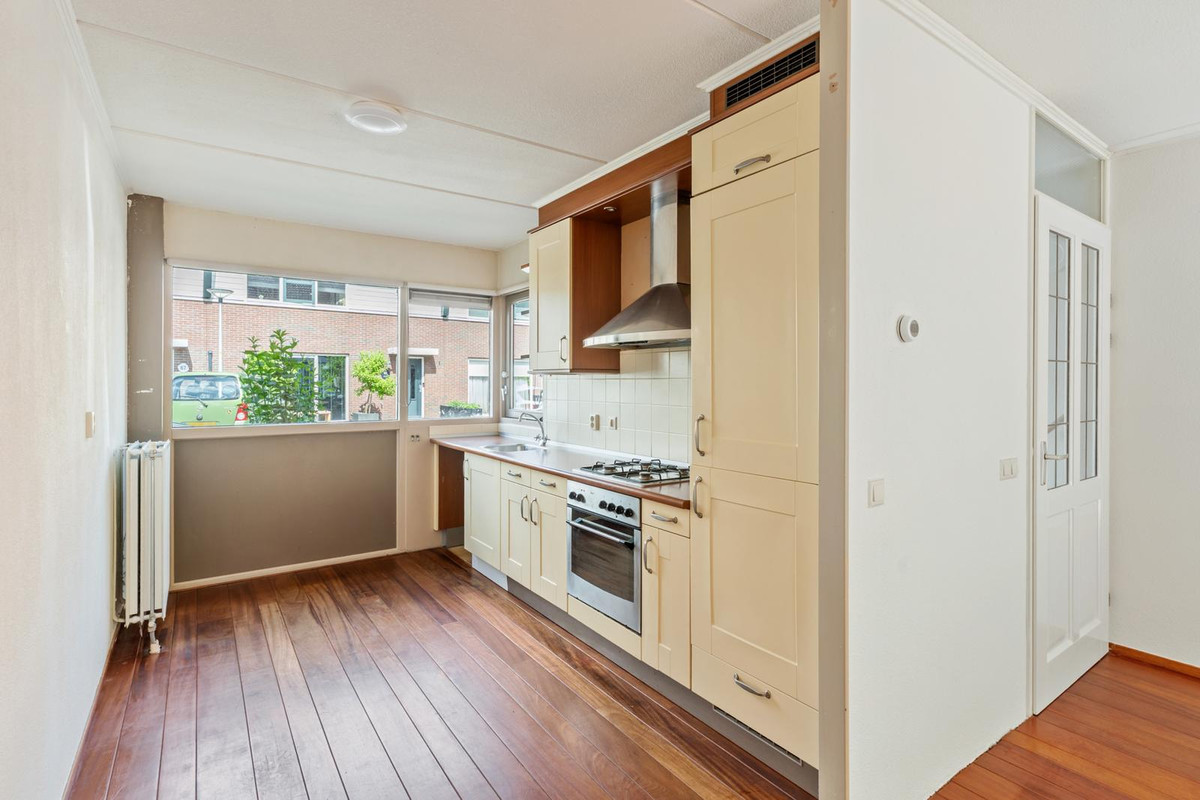 Tussenwoning te koop: Stentorlaan 85, Enschede