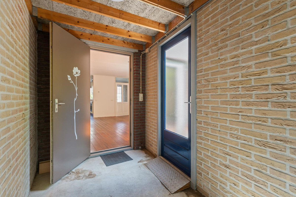 Tussenwoning te koop: Stentorlaan 85, Enschede