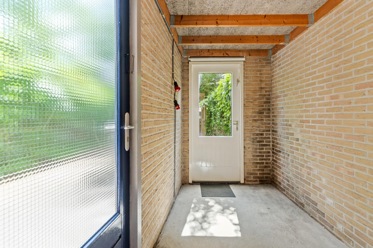 Tussenwoning te koop: Stentorlaan 85, Enschede