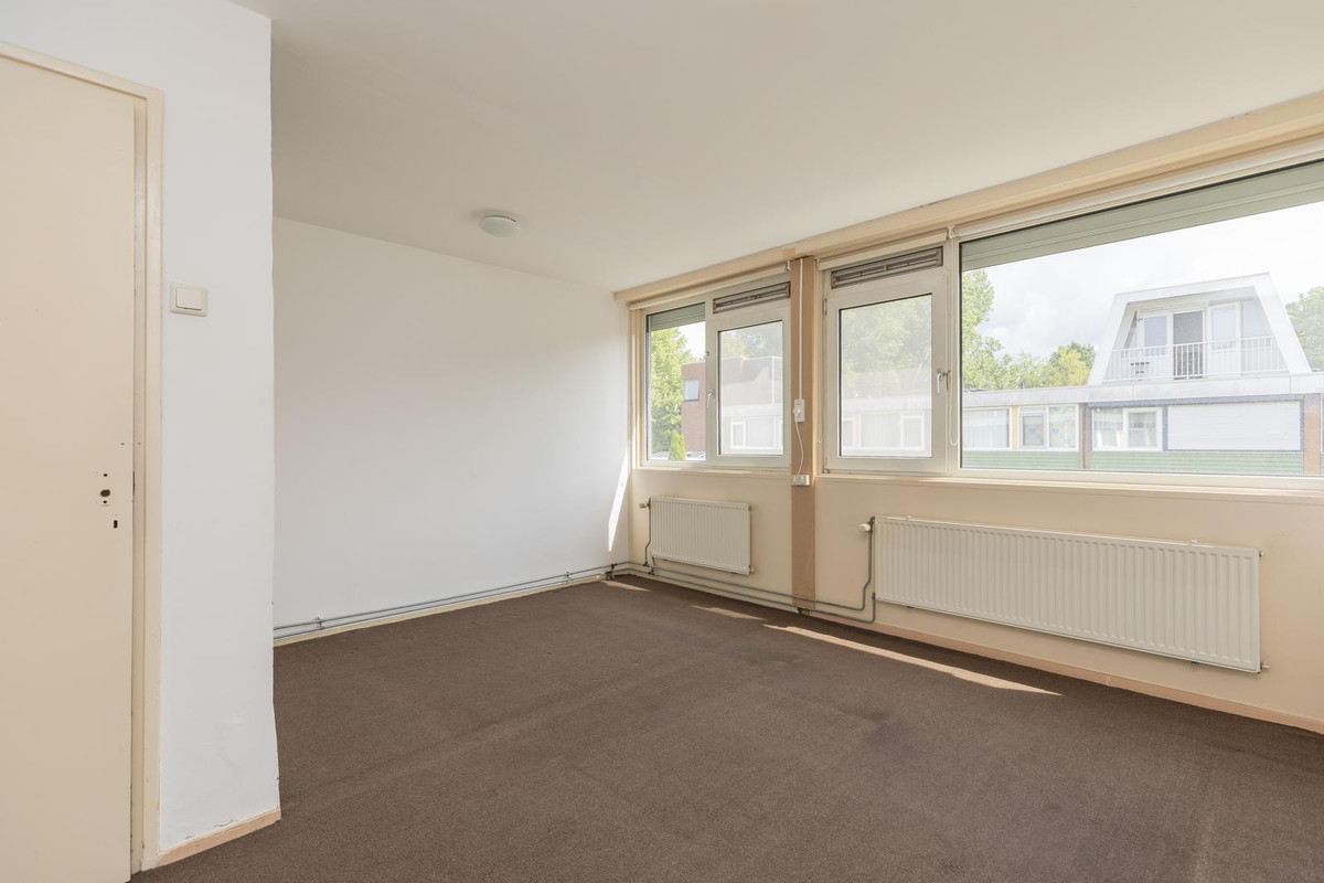 Tussenwoning te koop: Kalmoesstraat 45, Hoogvliet Rotterdam