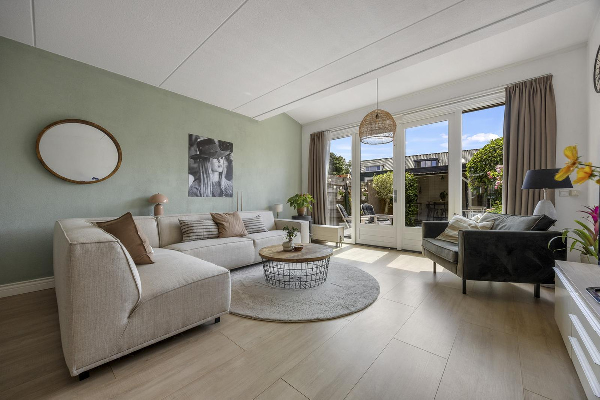 Tussenwoning te koop: Keurvorstsingel 10, Huissen