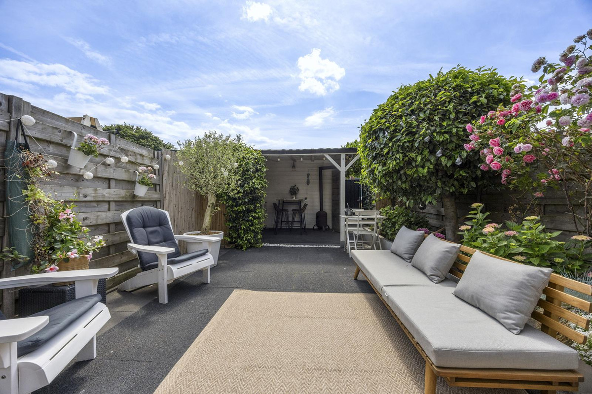 Tussenwoning te koop: Keurvorstsingel 10, Huissen
