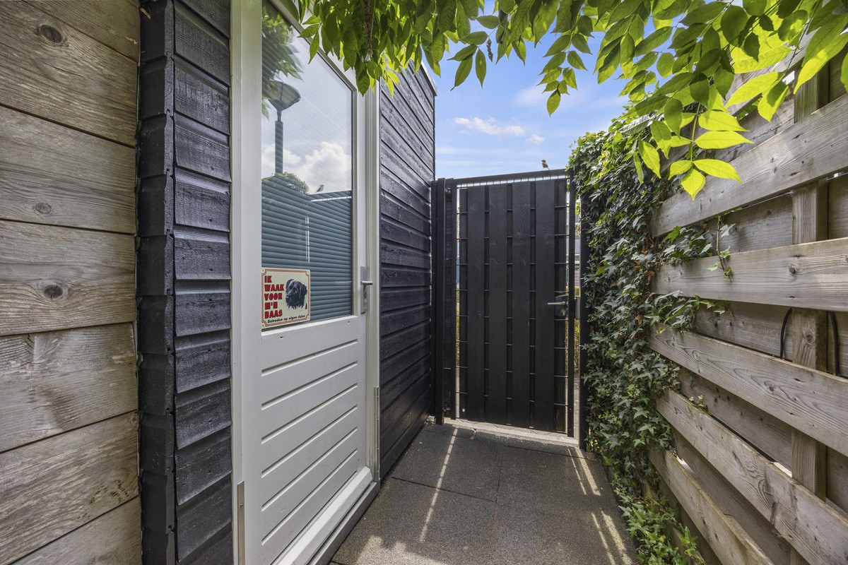 Tussenwoning te koop: Keurvorstsingel 10, Huissen