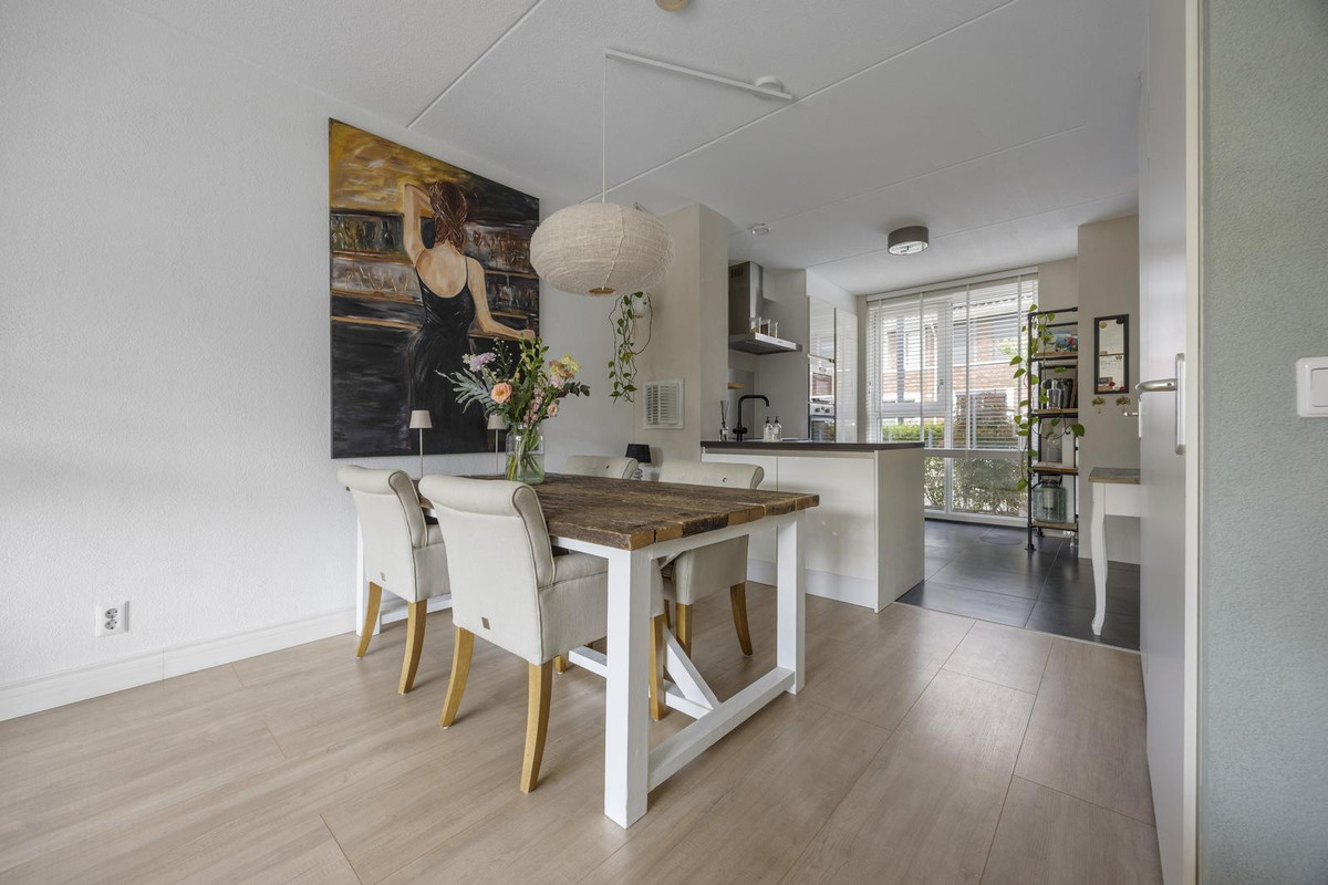 Tussenwoning te koop: Keurvorstsingel 10, Huissen